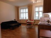 Belvederenähe: neu renovierte 2 Zimmer Wohnung