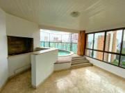 Bem localizado, com varanda gourmet!