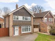 Benhams Drive, Horley, 3 Bedroom Detached