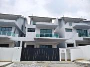 Berapit Taman Serumpun 3storey Cluster Semi D New For Sale