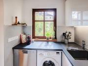 Quiet and sunny furnished apartment with south balcony
