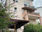 Berger Hang: Zum Sanieren BAUHAUSSTIL: EFH mit...