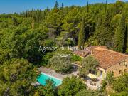 Bergerie 180 m2, piscine, terrain 3000m2