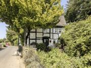 Bergisches Fachwerkhaus mit kleinen Schönheitsfehlern...