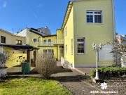 BERK Immobilien Charmante Doppelhaushälfte mit... BERK Immobilien Charmante Doppelhaushälfte mit...