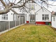 Berkeley Avenue, London, IG5 0UW, United Kingdom | 3 bed...