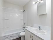 Berkeley Square 1 Bedroom Apartment for Rent at 20...