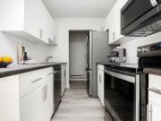 Berkley Court 1 Bedroom Apartment for Rent at 6105...