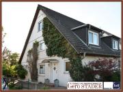 BERLIN: DOPPELHAUSHÄLFTE zum Verkauf auf 278 m² großen...