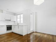 Berwick Street, London, Studio Flat For