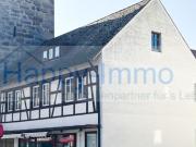 zentral gelegenes Geschäftshaus / EG und OG vermietet /...