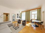 Besonders ruhig gelegene, elegante Altbauwohnung im...