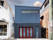 City edge living with self contained apartment