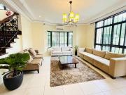 BEST DEAL! House and Lot w/ 4 Bedrooms in BF Homes in...