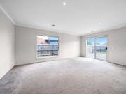 Best location in Point Cook New carpet replacement!