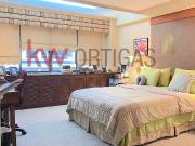 Best Value Bi level Penthouse for Sale in Parc Regent,...