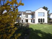 BESTLAGE MIT SÜDGARTEN. 2 FH