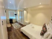 Bethnal Green,E2, Modern 4 Bed 2 Bath Apartment