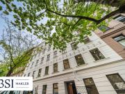 Betongold: Unbefristet vermietete Altbauwohnung zur...