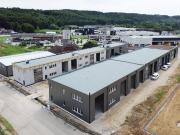 Betriebs / Produktions oder Lagerhallen von 44 224 m²...