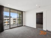 Beuatiful River View Apartment