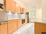 BEZAUBERNDER ALTBAU TRAUM IN CHARMANTER WOHNANLAGE...