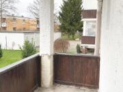 Beziehen Sie eine renovierte 2 Zimmer Erdgeschosswohnung... Beziehen Sie eine renovierte 2 Zimmer Erdgeschosswohnung...