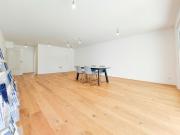 Bezugsfertig: Raffinierte 4 Zimmer Wohnung mit Garten...