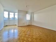 Bezugsfertiger Neubau mit charmantem Erker nächst...