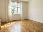 Bezugsfertiges Apartment mit Blick auf Millennium Tower