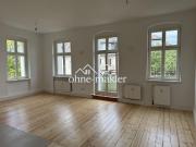 Bezugsfrei 3 Zimmer Albauwohnung mit Balkon frisch...