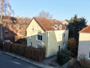 Bezugsfrei & begehrt: Traumwohnung mit Gartenanteil in...