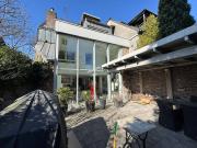 Bezugsfrei! Modernes Einfamilienhaus mit großem Garten...