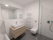 Bezugsfreie 4 Zimmer Wohnung mit zwei Balkonen in...