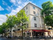 Bezugsfreie 5 Zimmer Altbauwohnung, 2 Balkone, 2 Bäder,...