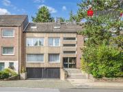 Bezugsfreie 5 Zimmerwohnung mit Garage und traumhaftem...