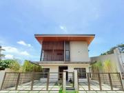 BF HOMES PARANAQUE HOUSE FOR SALE WITH SWIMMING POOL...
