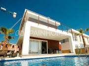 Bien Ubicadas Villas en Santa Pola en Venta en la Costa...