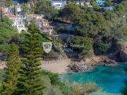 ¡Bienvenido a la exclusiva Cala de Sant Francesc en...