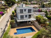¡Bienvenido a su futuro hogar en Cala Canyelles, Lloret...