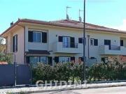 BIFAMILIARE di 8 vani e di 250 mq GROSSETO CITTADELLA...