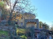 BIFAMILIARE in VENDITA a ALASSIO Collina di 6 vani