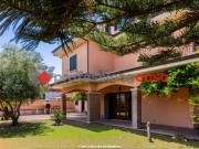 Bifamiliare in vendita a Pomezia