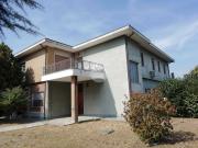 BIFAMILIARE in VENDITA a STRADELLA di 7 vani