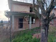 Bifamiliare in vendita a Sutri