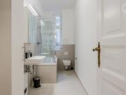 Big and bright apartment with 5 single beds, Berlin...
