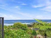 BIG BEAUTIFUL HOME WITH SPECTACULAR VIEWS!