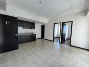 BIG CUT 2 Bedroom 44sqm End Unit 10% Downpayment Move In...