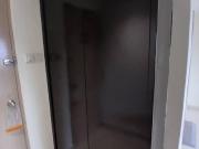 Big private roomlarge double bed swimming pool near CIQ...