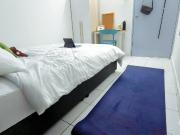 Big Queen Room with Space to Chill | Direct MRT to Jalan...